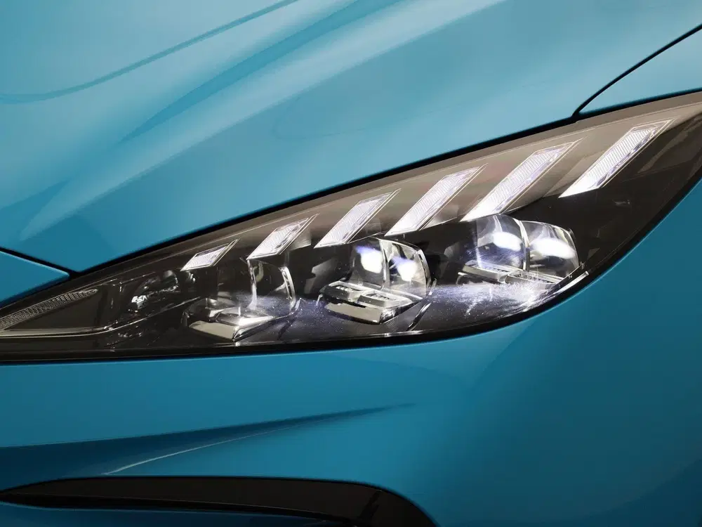MG MG4 64 kWh Luxury uit 2023, foto 14