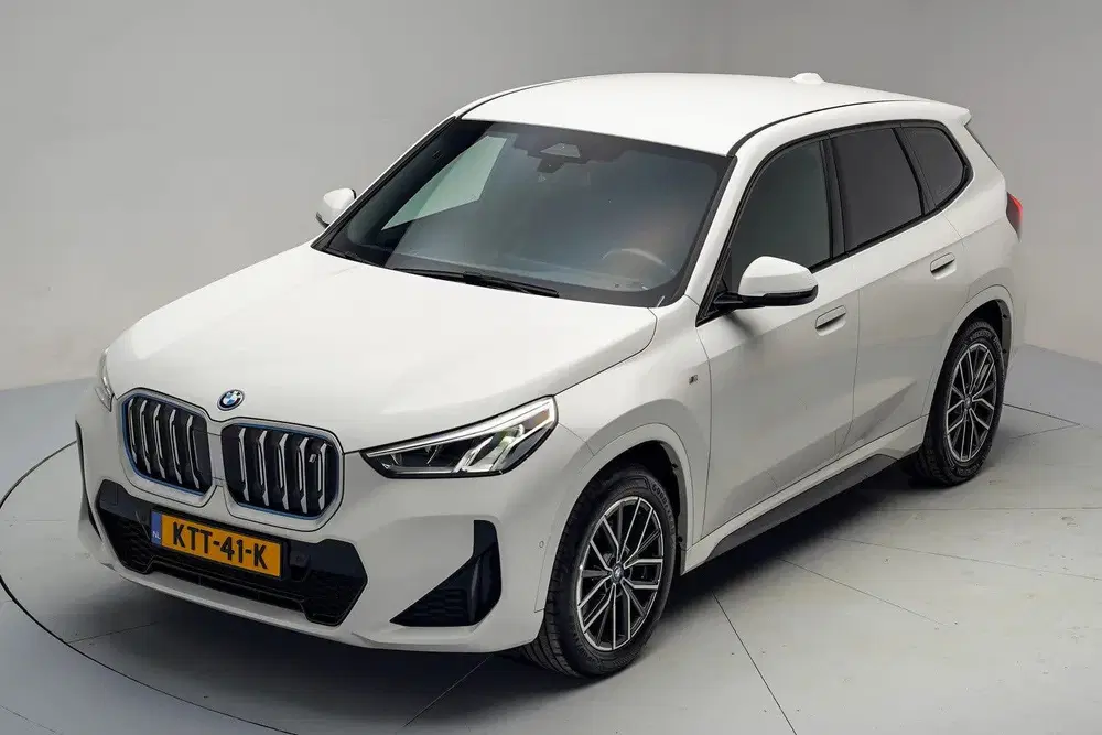 BMW iX1 xDrive30 M Sport Shadow [ SoH 94 uit 2023, foto 13
