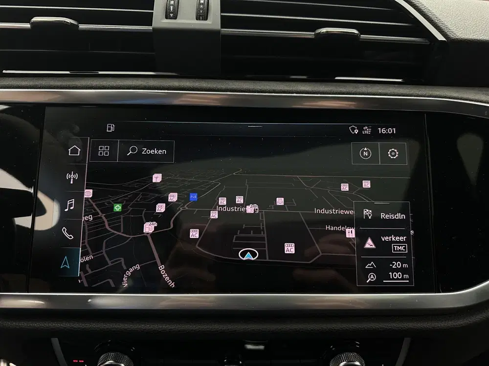 Audi RS Q3 TFSI RS Panorama Nardo Camera uit 2020, foto 14
