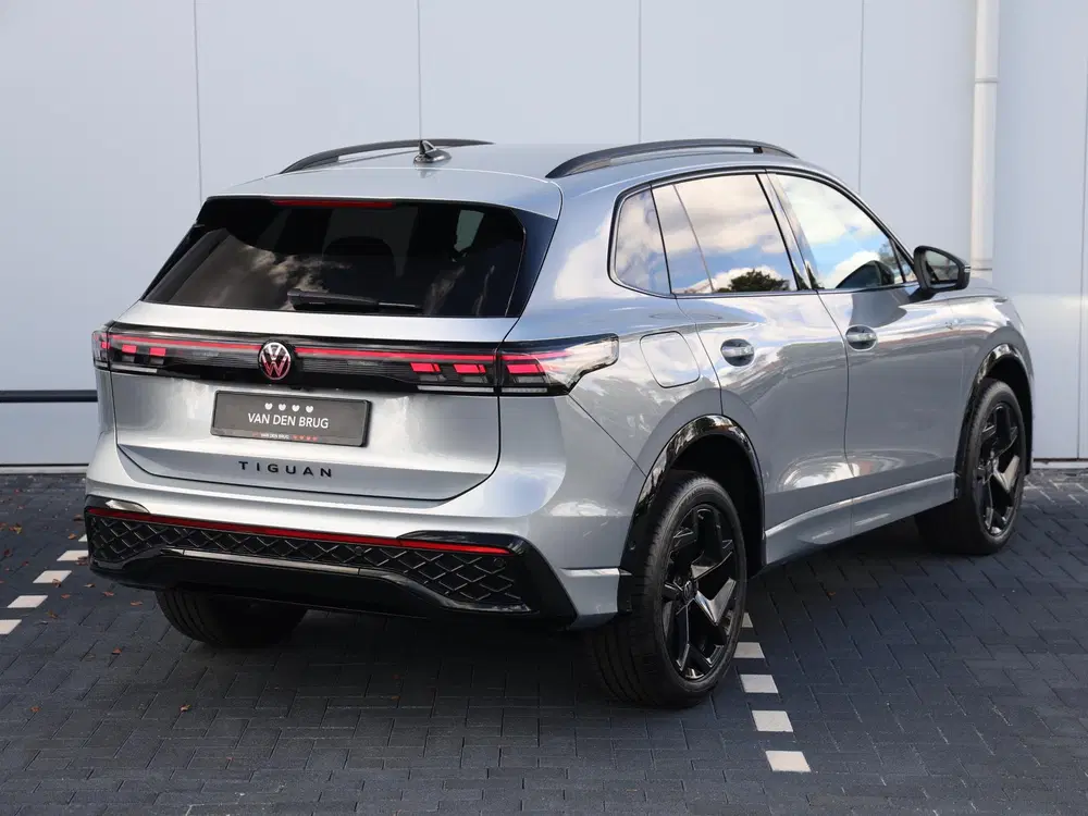 Volkswagen Tiguan 1.5 eHybrid R-Line Business 204pk DSG uit 2025, foto 5