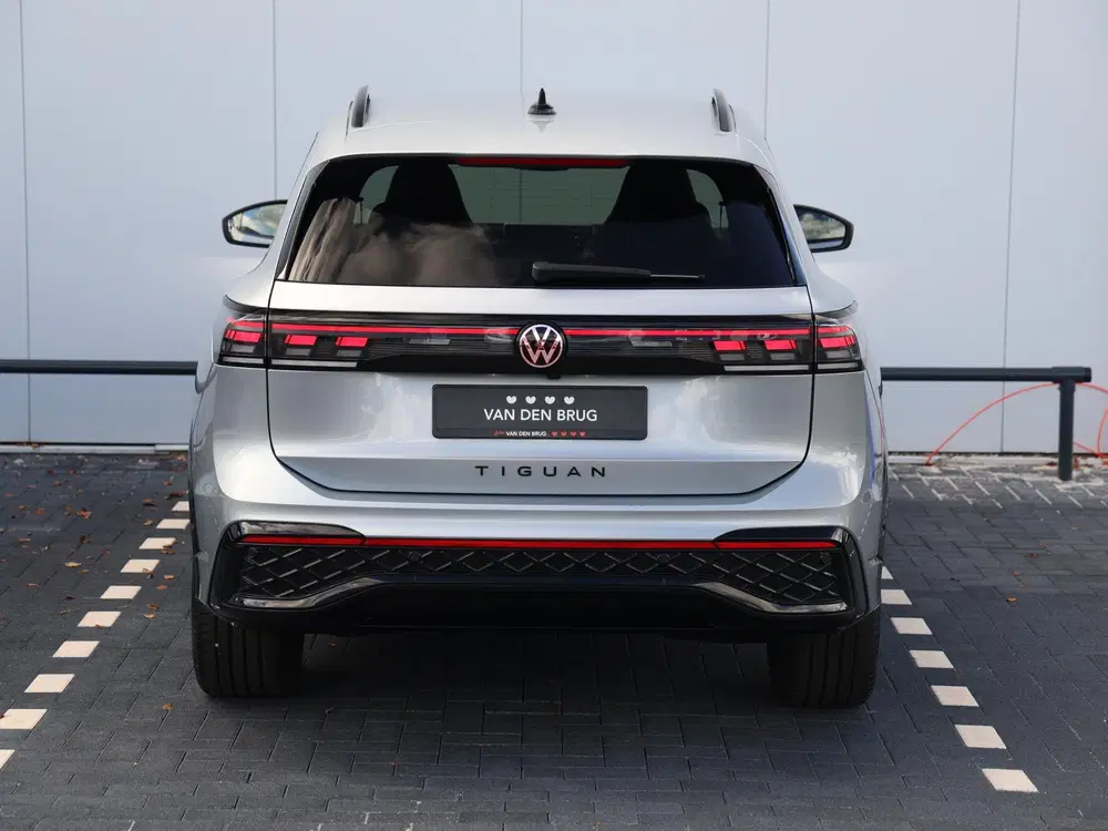 Volkswagen Tiguan 1.5 eHybrid R-Line Business 204pk DSG uit 2025, foto 6