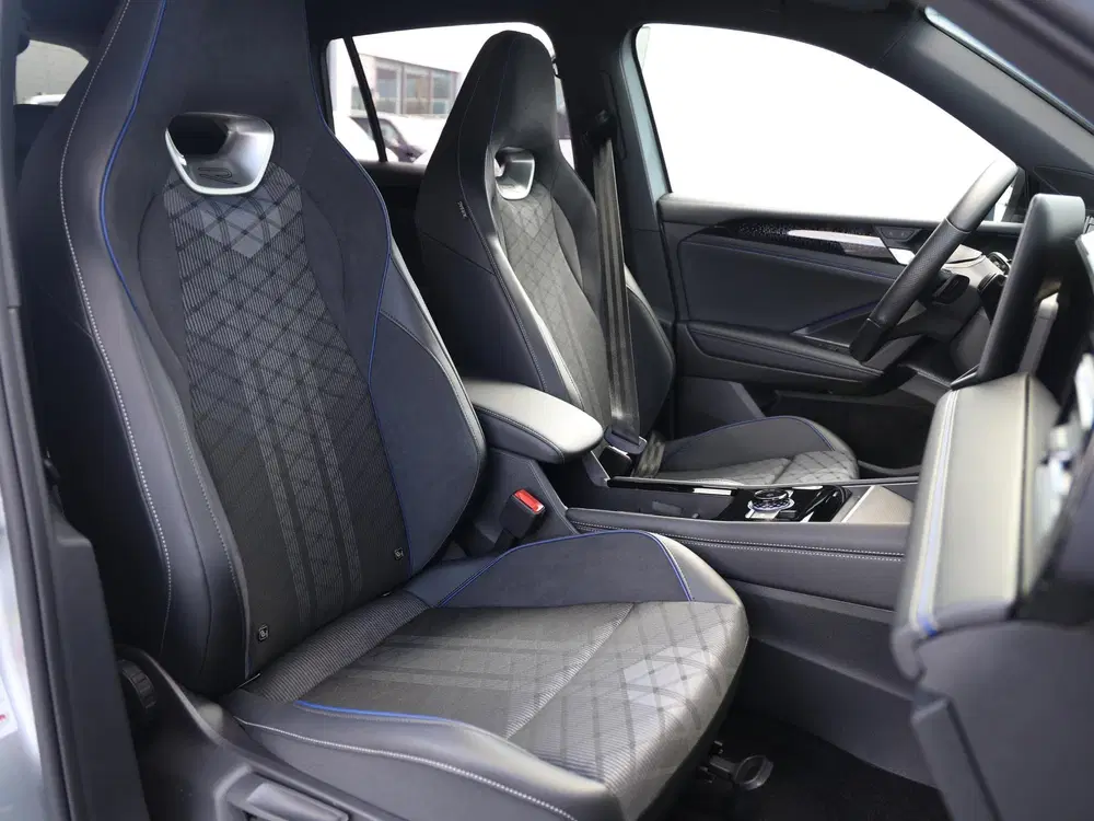 Volkswagen Tiguan 1.5 eHybrid R-Line Business 204pk DSG uit 2025, foto 8