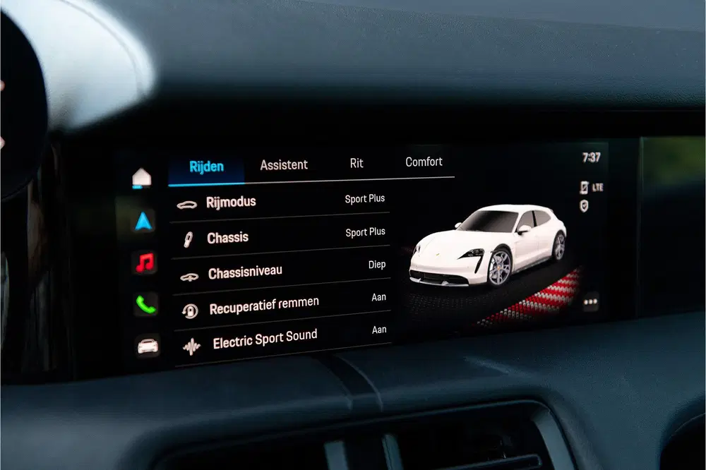 Porsche Taycan 4 93 kWh ACC Pano Luchtv Camera uit 2021, foto 6