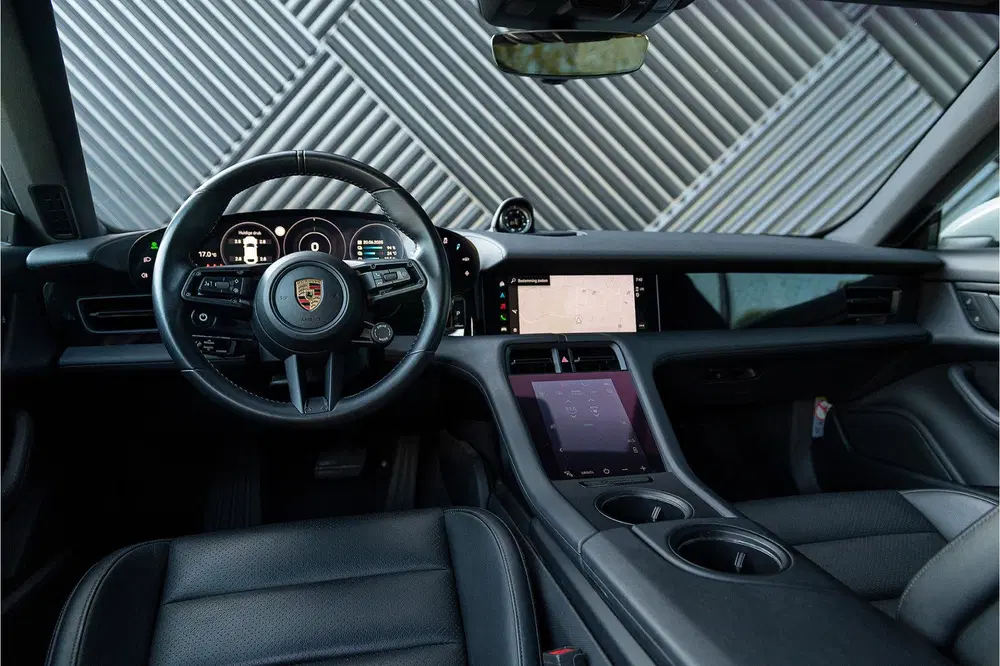 Porsche Taycan 4 93 kWh ACC Pano Luchtv Camera uit 2021, foto 7