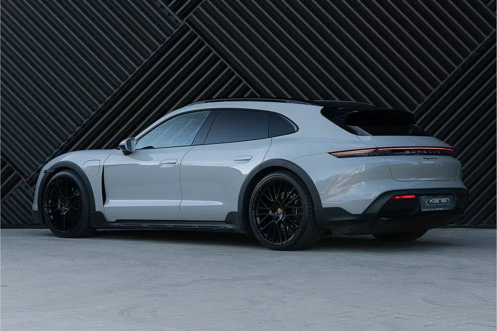 Porsche Taycan 4 93 kWh ACC Pano Luchtv Camera uit 2021, foto 9