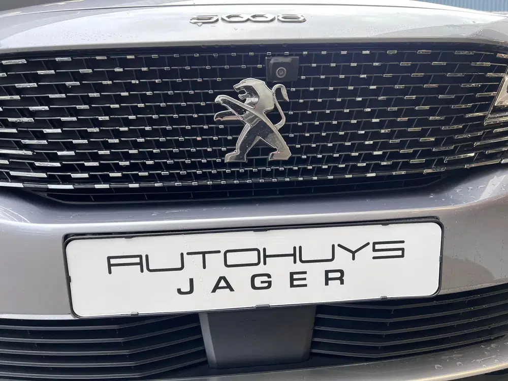 Peugeot 5008 1.2 GT uit 2022, foto 10