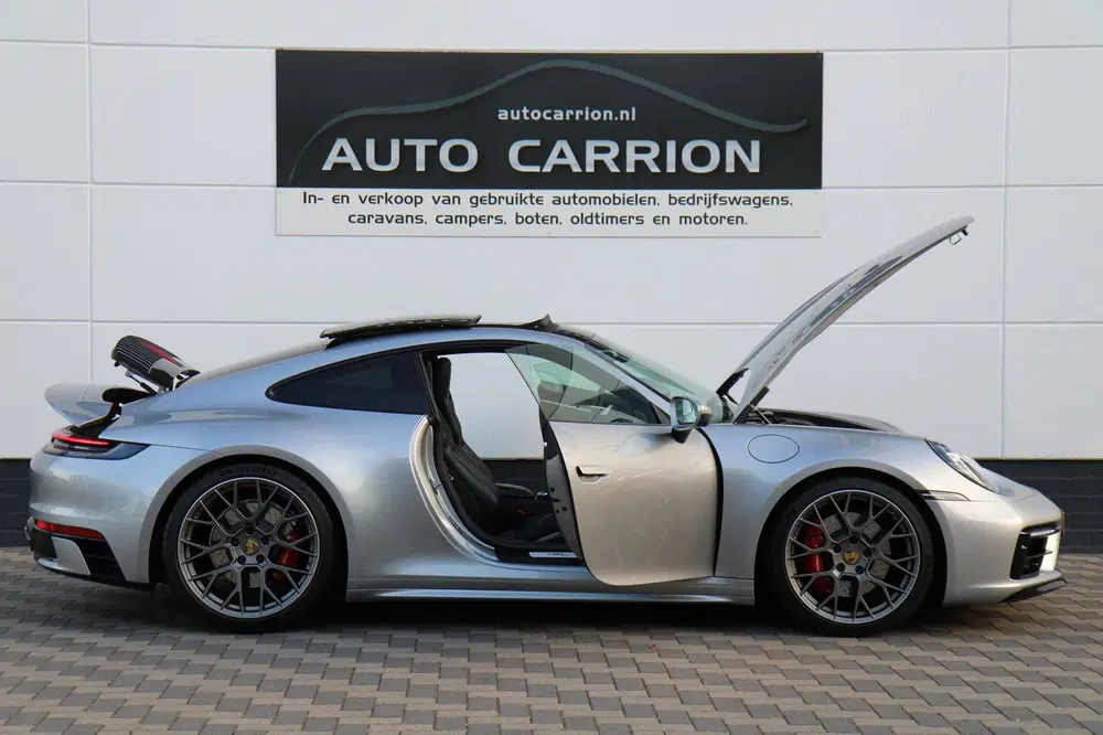 Porsche 911 3.0 Carrera 4 S Dealer onderhouden NAP App uit 2020, foto 4