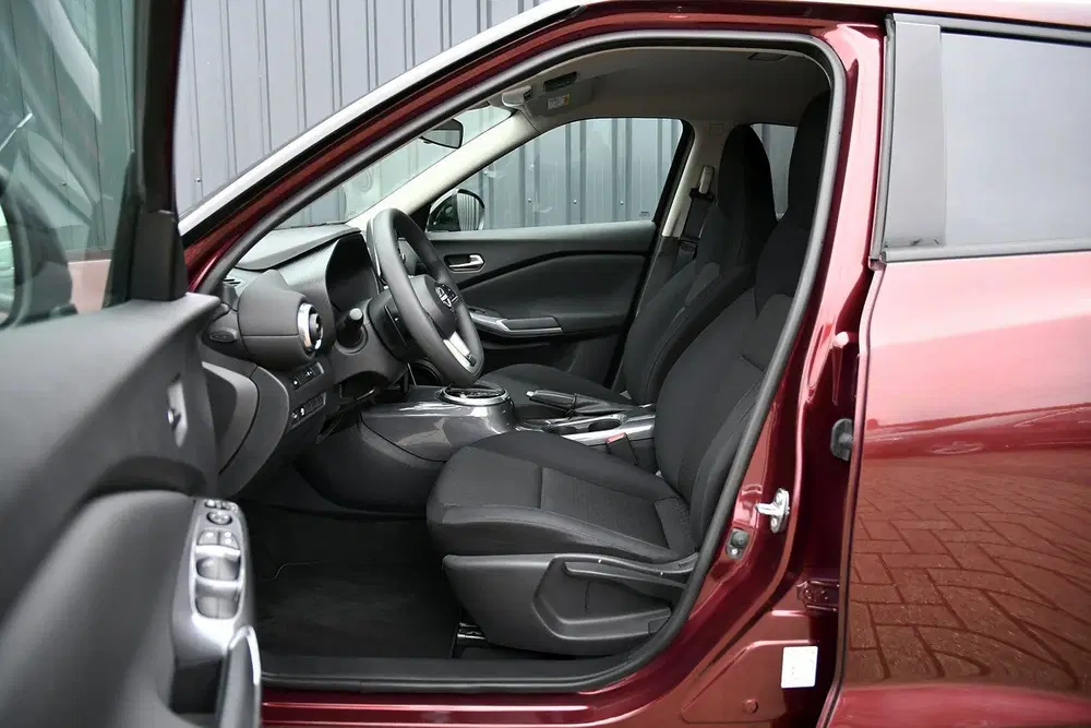 Nissan Juke 1.0 DiG-T AUT Acenta 10-2023 uit 2023, foto 9