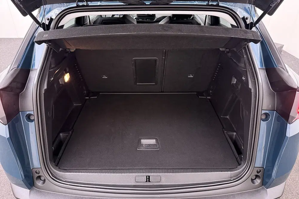 Peugeot 3008 1.2 131 PK Aut. Allure Avantage Carplay Ca uit 2022, foto 13