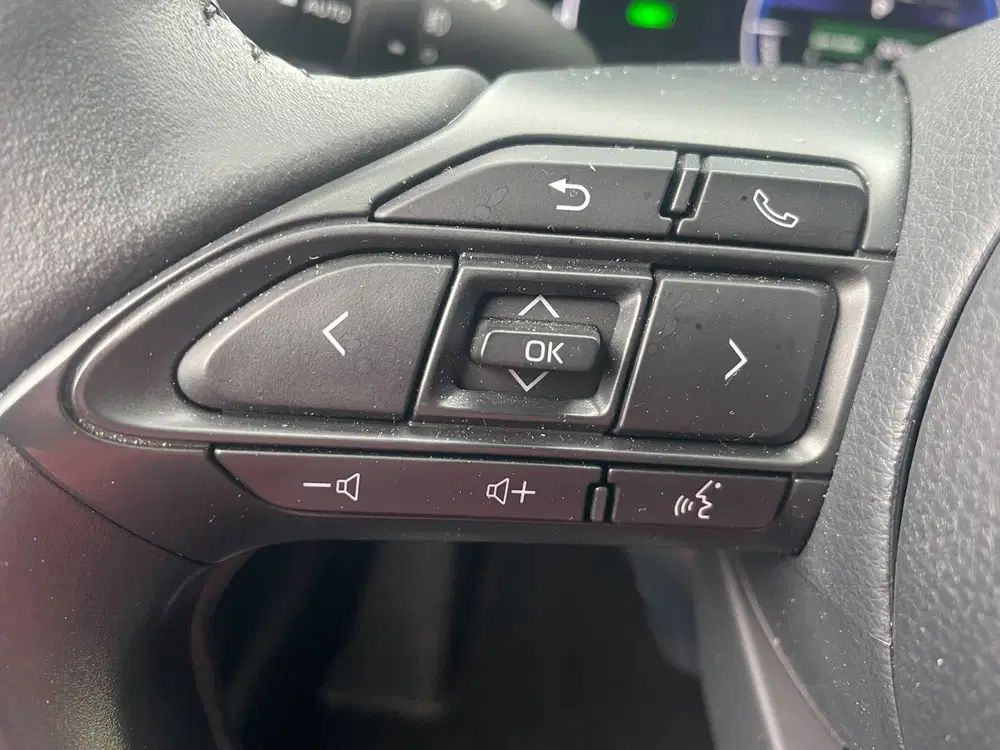 Toyota Yaris Cross 1.5 Hybrid 115 Dynamic NAVI I CAMERA uit 2025, foto 12