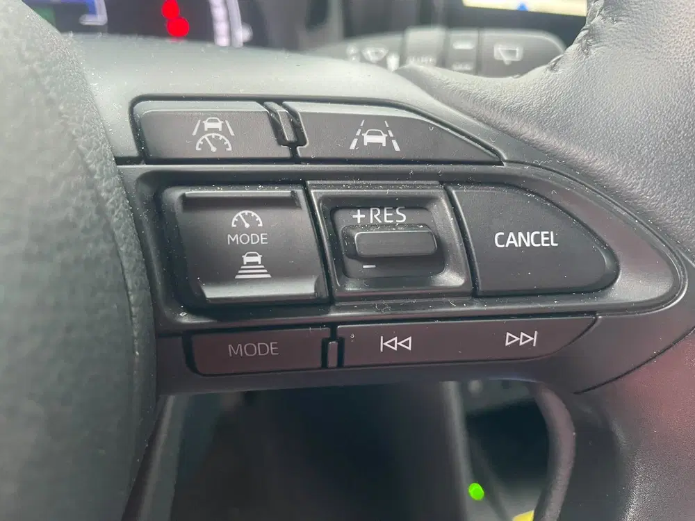 Toyota Yaris Cross 1.5 Hybrid 115 Dynamic NAVI I CAMERA uit 2025, foto 13