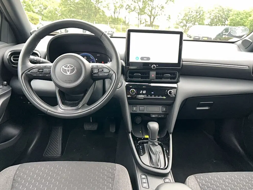 Toyota Yaris Cross 1.5 Hybrid 115 Dynamic NAVI I CAMERA uit 2025, foto 4