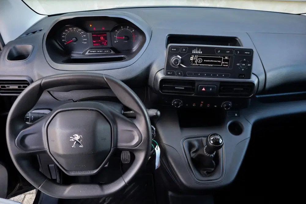 Peugeot Partner 1.5 BlueHDI Pro uit 2021, foto 12