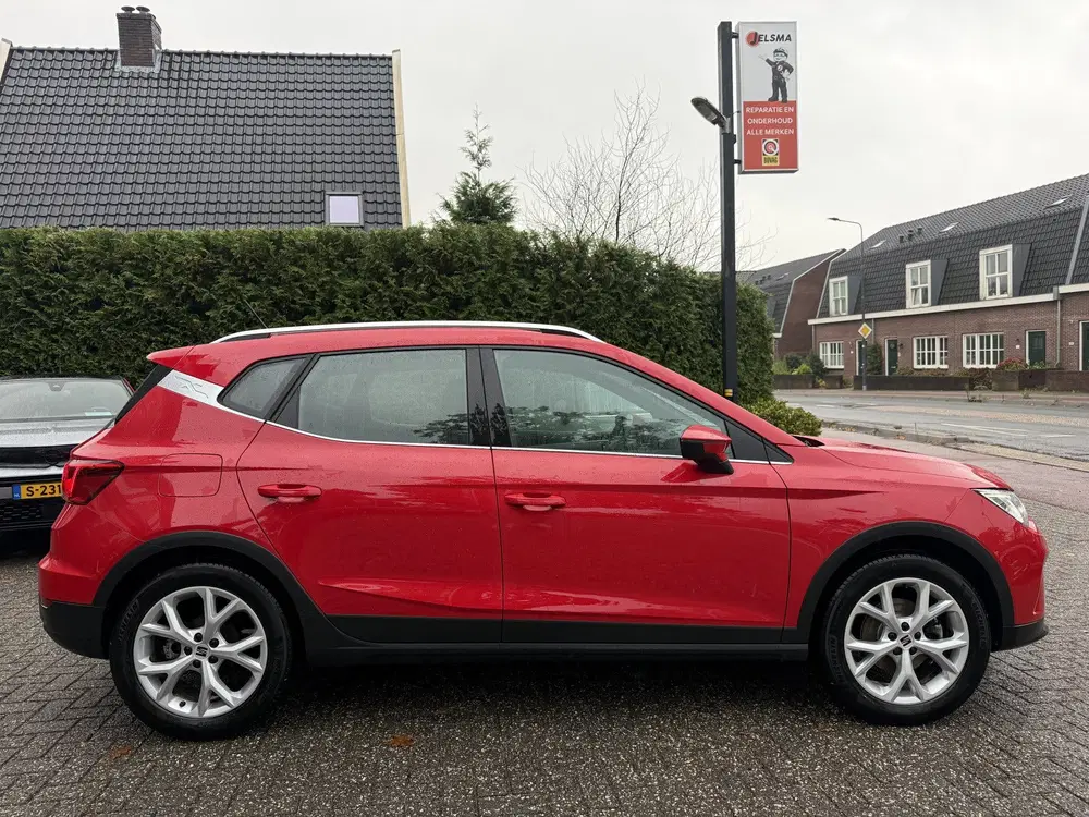 SEAT Arona 1.0 TSi 110pk FR Business Connect uit 2023, foto 7