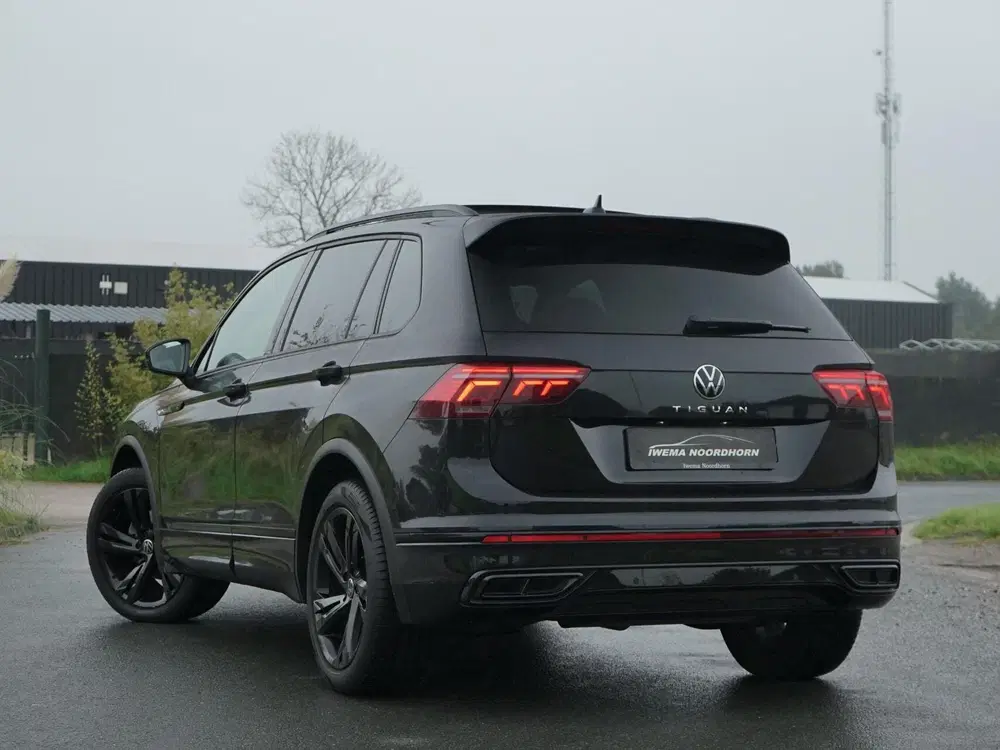Volkswagen Tiguan 1.5 TSI R-Line Panoramadak uit 2023, foto 14