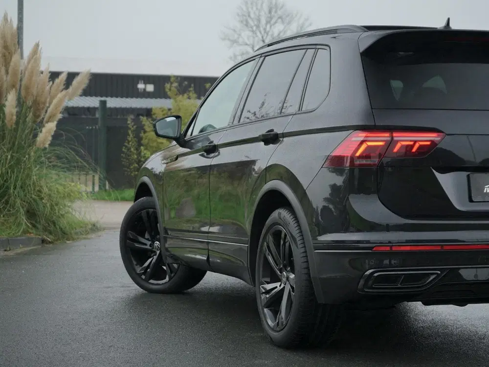 Volkswagen Tiguan 1.5 TSI R-Line Panoramadak uit 2023, foto 15