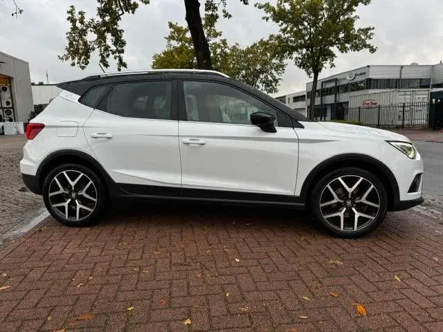 SEAT Arona 1.0 TSI FR Beats Business Intense Plus Air uit 2021, foto 4