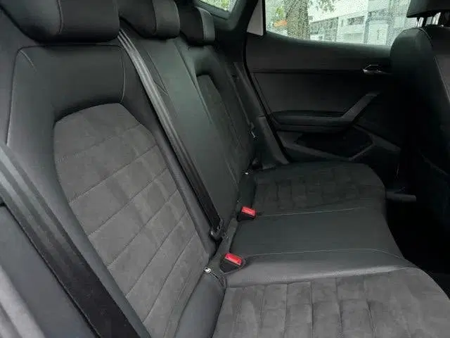 SEAT Arona 1.0 TSI FR Beats Business Intense Plus Air uit 2021, foto 6