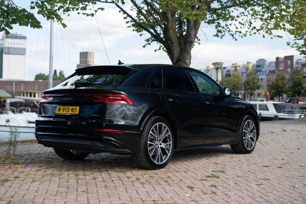Audi Q8 55 TFSI e quattro Pro Line Automaat uit 2021, foto 8