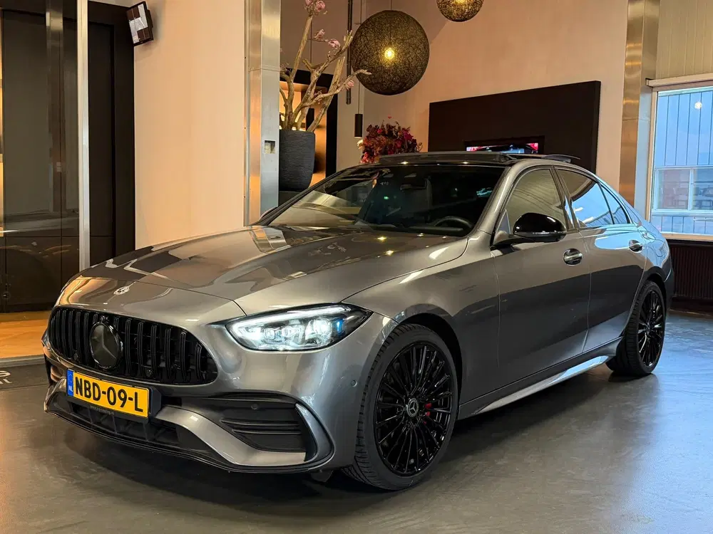 Mercedes-Benz C-Klasse 300 e star Edition AMG Night Pano Mem uit 2025, foto 4