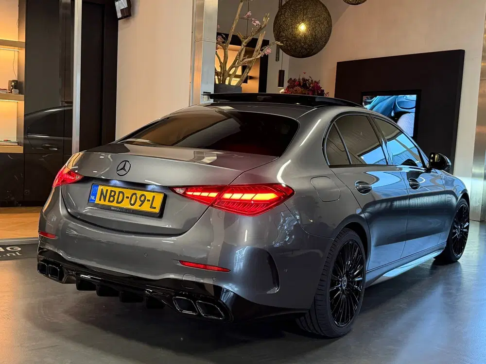 Mercedes-Benz C-Klasse 300 e star Edition AMG Night Pano Mem uit 2025, foto 6