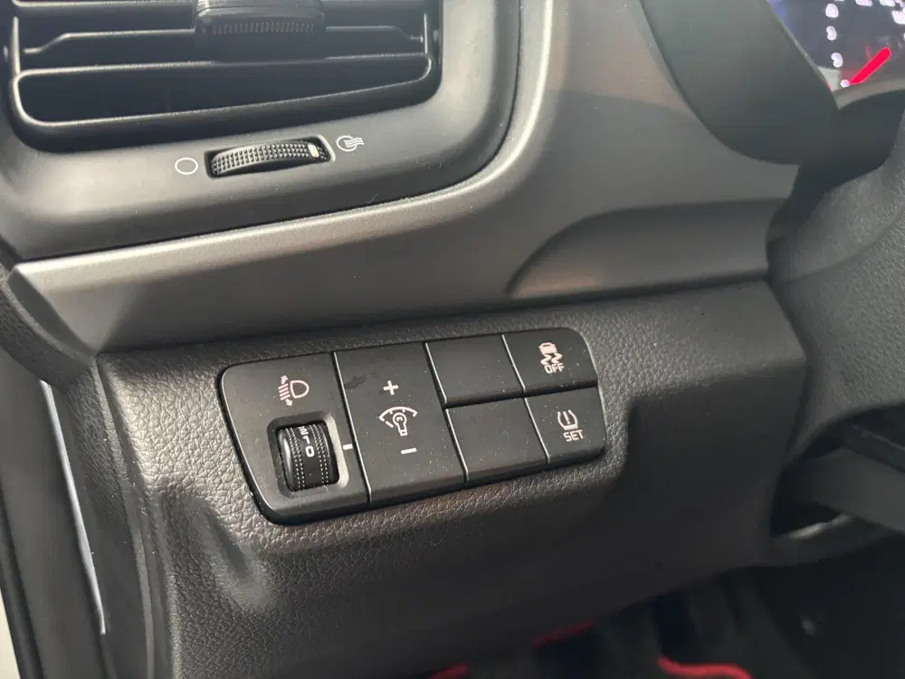 Kia Stonic 1.0 T-GDi DynamicLine uit 2020, foto 2