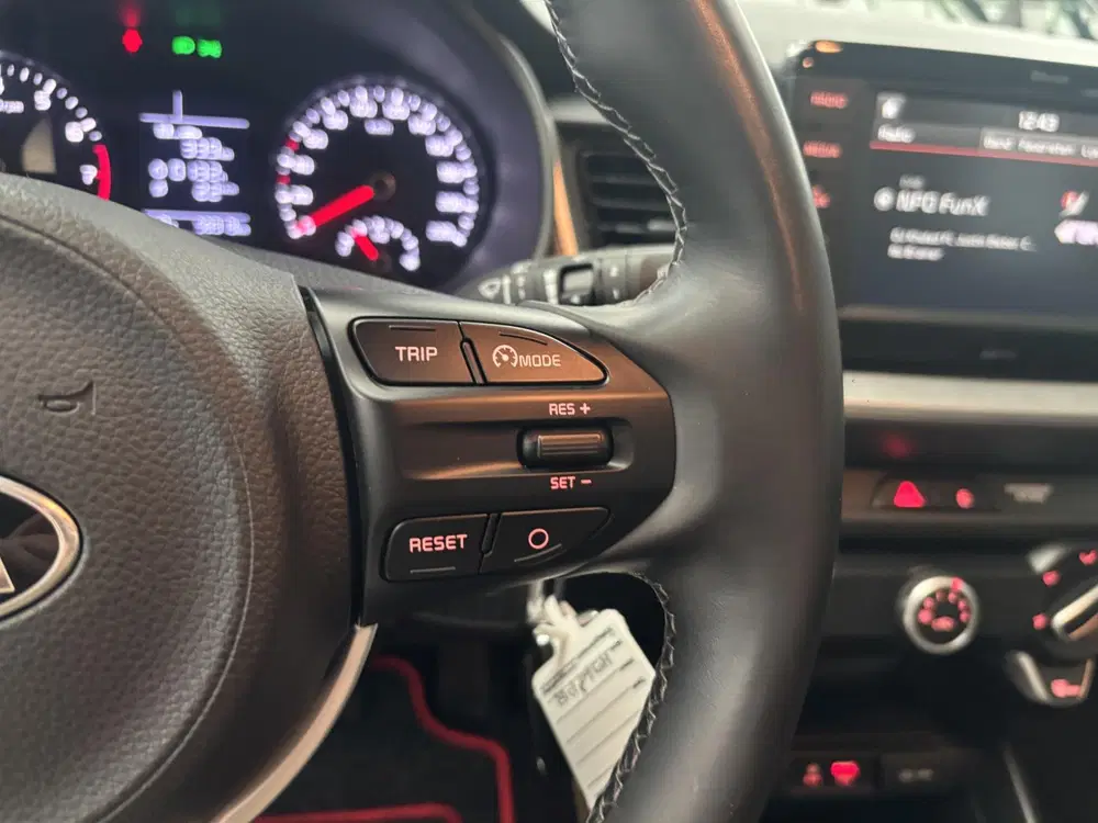 Kia Stonic 1.0 T-GDi DynamicLine uit 2020, foto 6