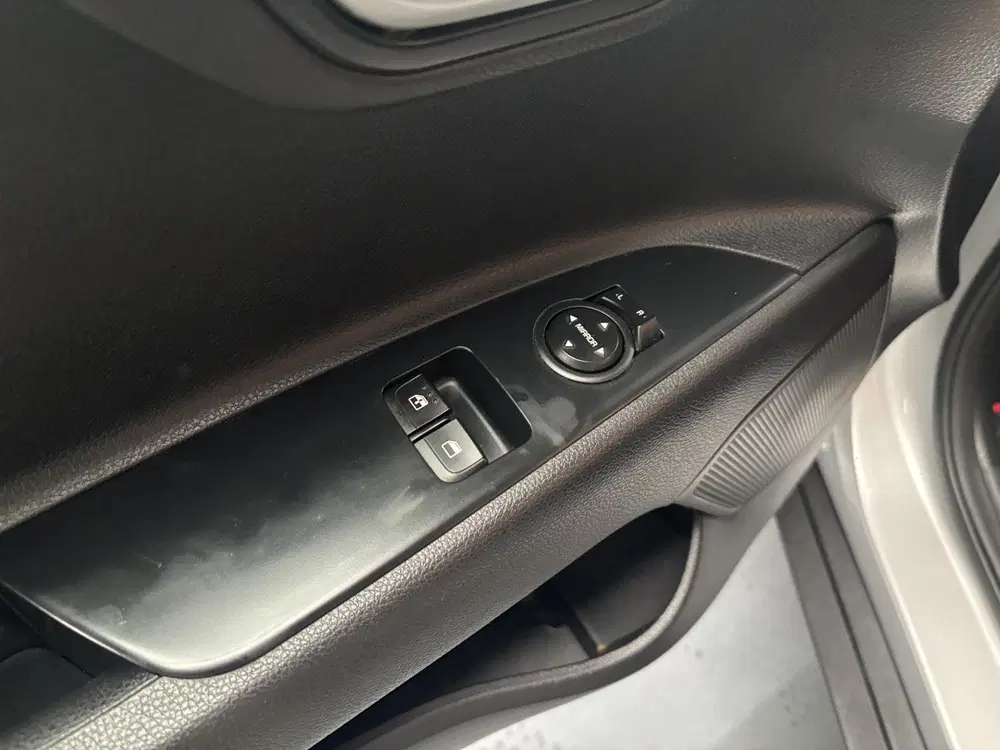 Kia Stonic 1.0 T-GDi DynamicLine uit 2020, foto 7
