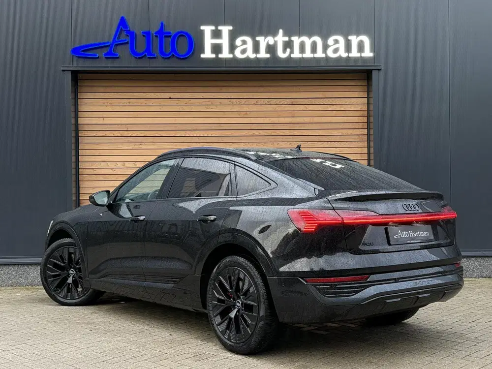 Audi Q8 quattro S Edition 95 kWh PANO uit 2023, foto 2