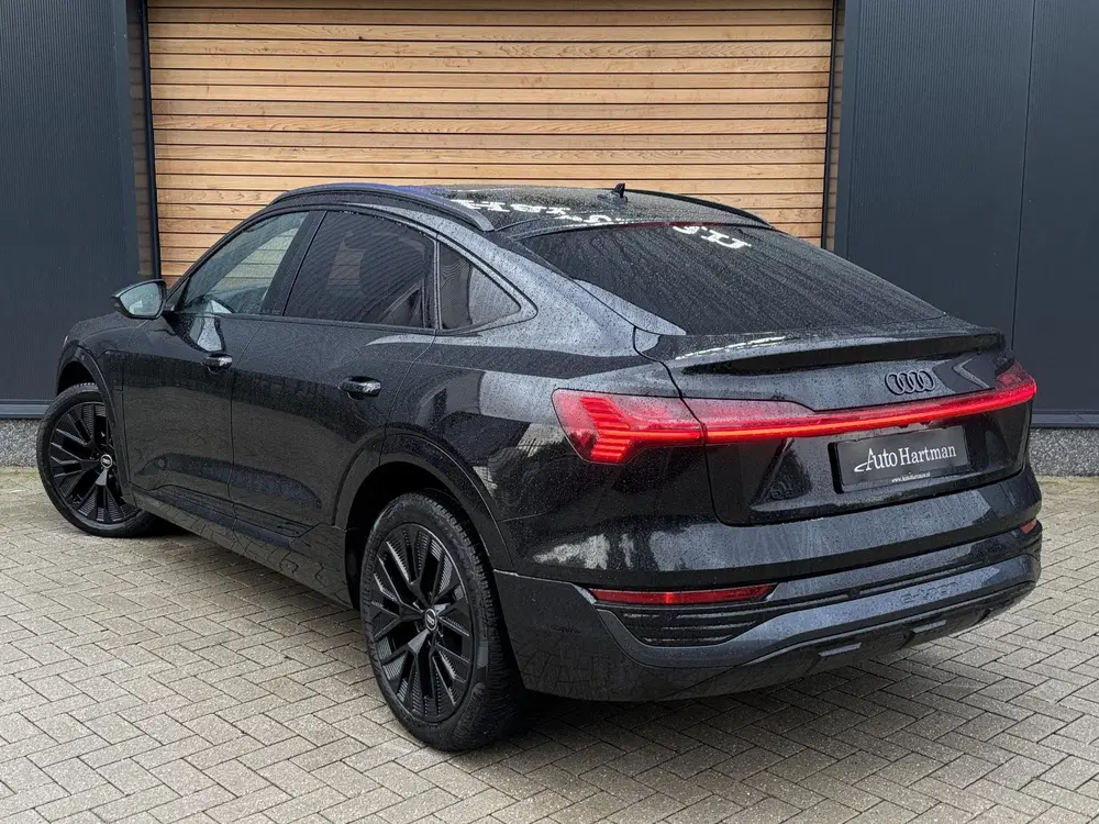 Audi Q8 quattro S Edition 95 kWh PANO uit 2023, foto 9