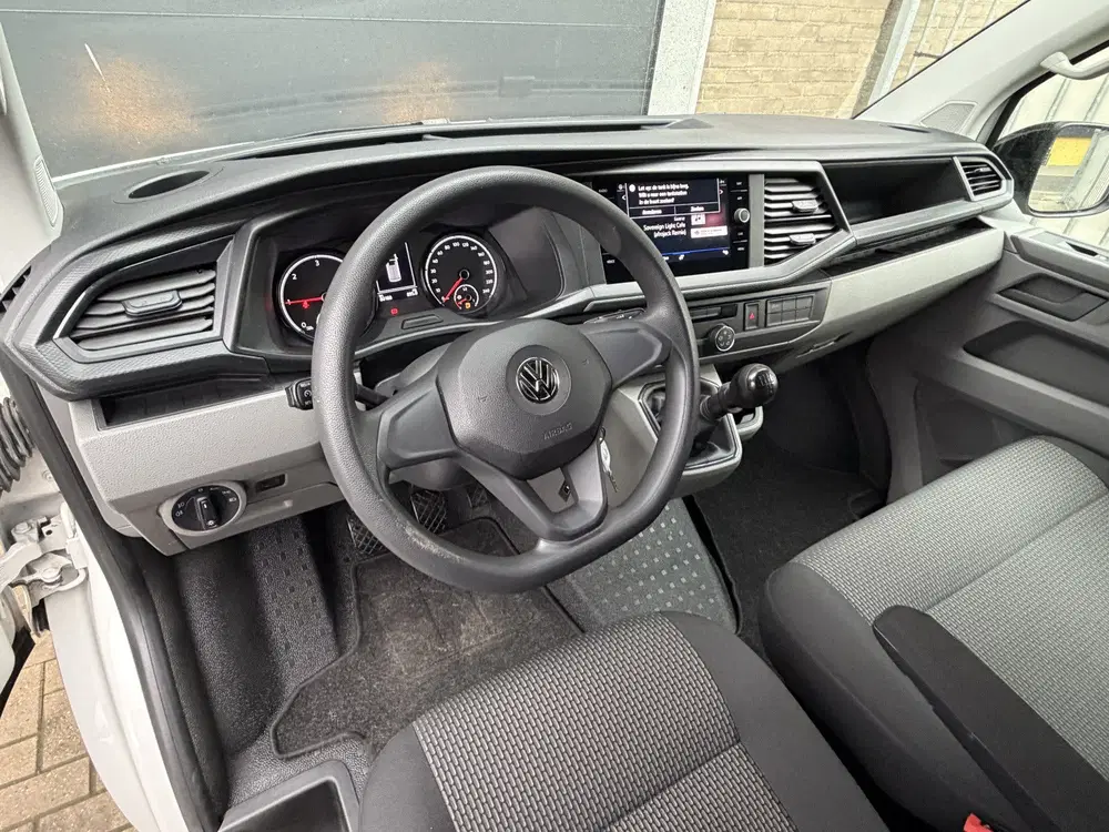 Volkswagen Transporter 2.0 TDI 110PK Euro 6 L2H1 Apple CarPl uit 2020, foto 2