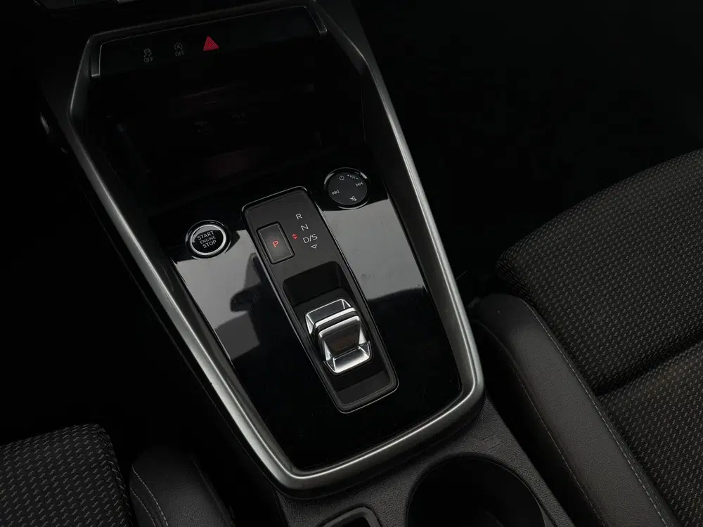 Audi A3 30 TFSI S Edition I Automaat I Virtual Coc uit 2022, foto 13