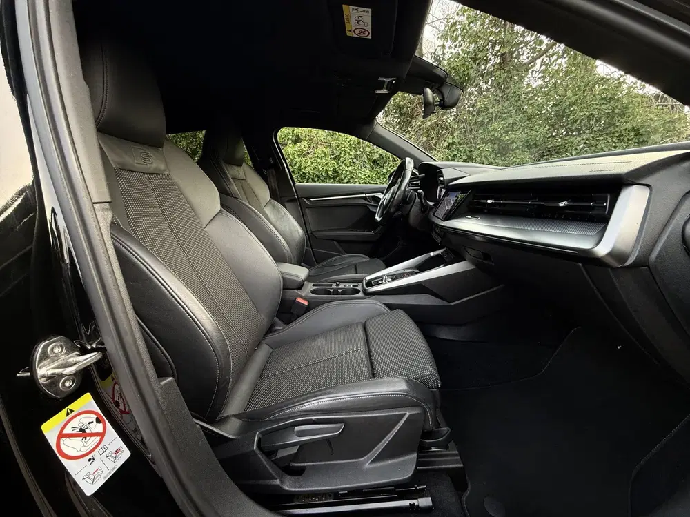 Audi A3 30 TFSI S Edition I Automaat I Virtual Coc uit 2022, foto 14