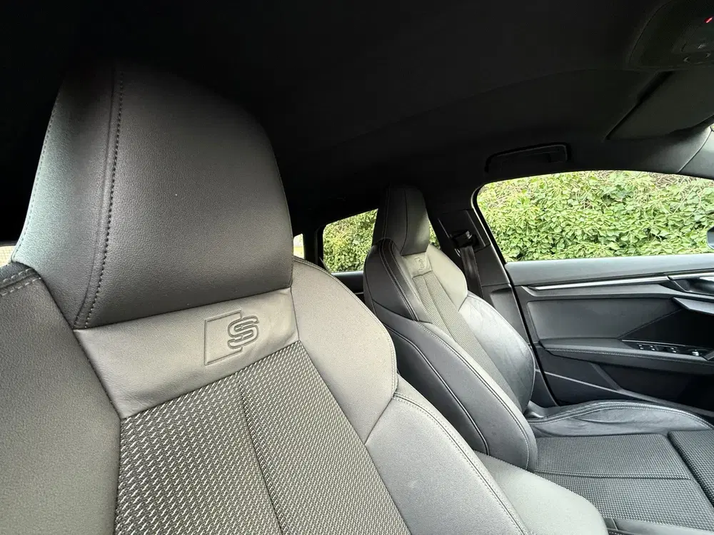 Audi A3 30 TFSI S Edition I Automaat I Virtual Coc uit 2022, foto 15