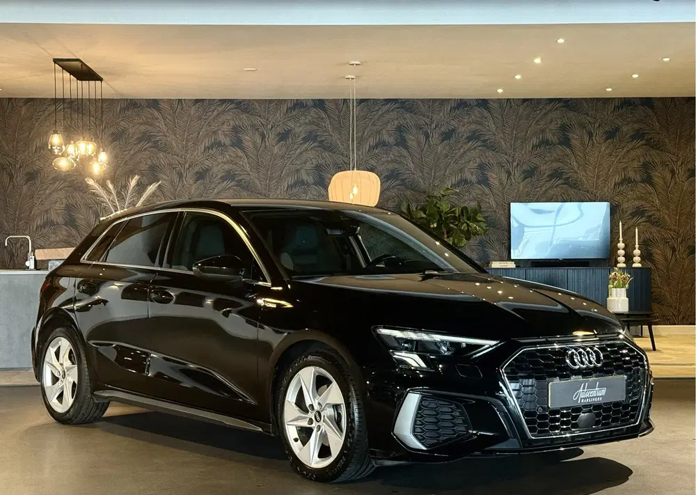 Audi A3 30 TFSI S Edition I Automaat I Virtual Coc uit 2022, foto 7