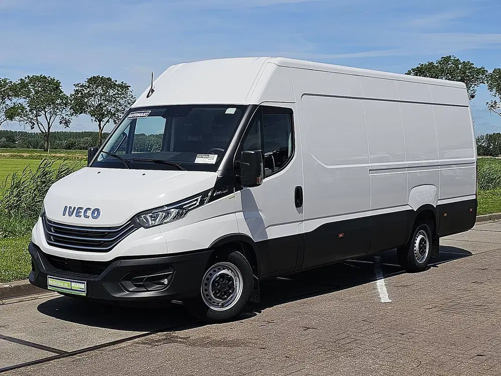 Iveco Daily 35S18HV 3.0 L4H2 3.0 Automaat 3zits Airco uit 2023