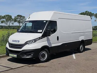 Iveco Daily 35S18HV 3.0 L4H2 3.0 Automaat 3zits Airco uit 2023