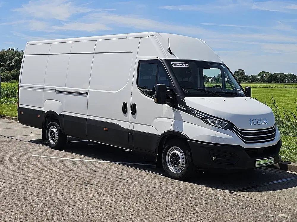 Iveco Daily 35S18HV 3.0 L4H2 3.0 Automaat 3zits Airco uit 2023, foto 4