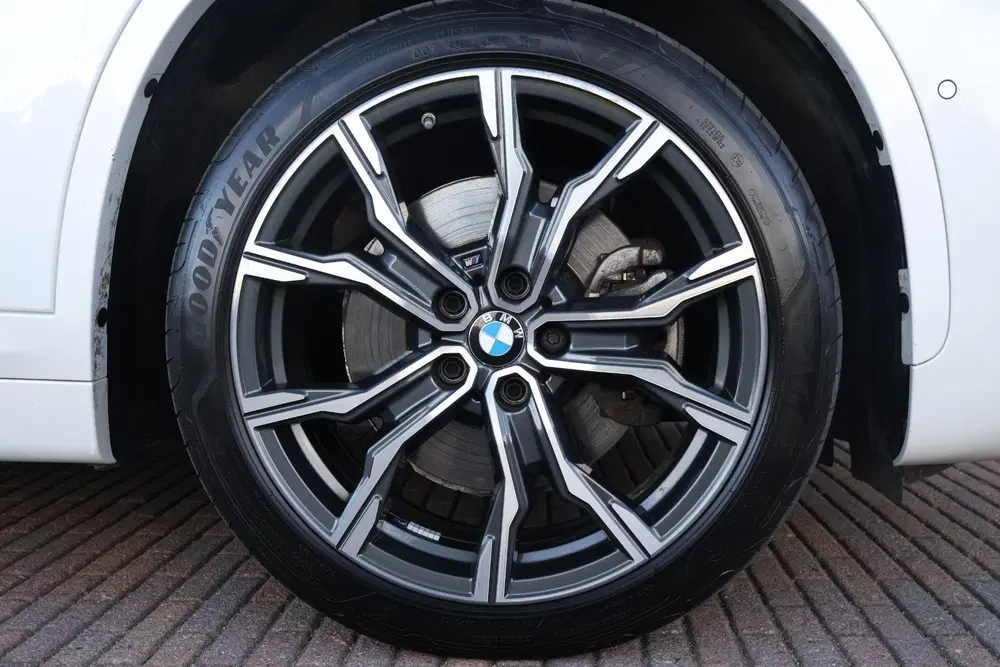BMW X1 xDrive25e uit 2022, foto 6