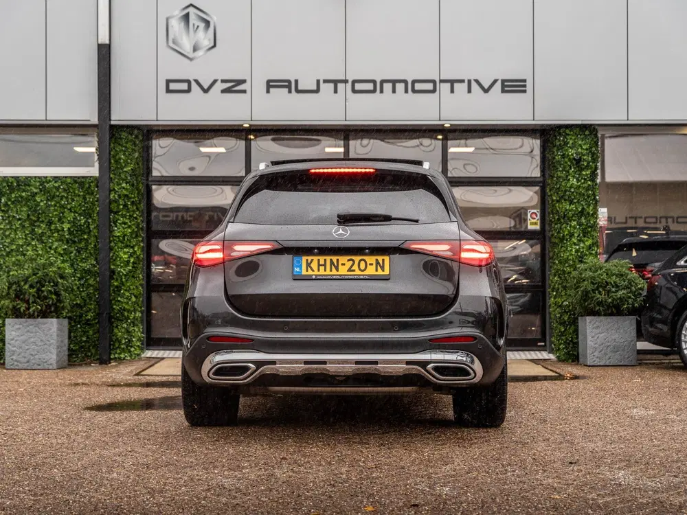 Mercedes-Benz GLC 300e 313PK 4MATIC AMG Line uit 2023, foto 10