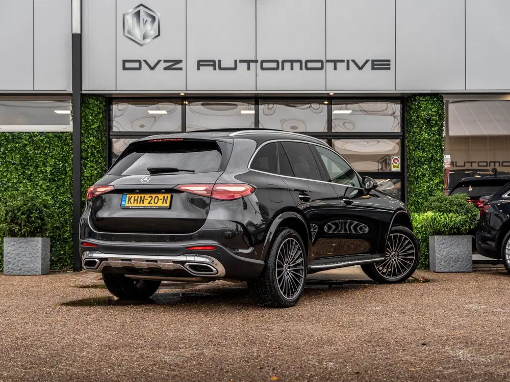 Mercedes-Benz GLC 300e 313PK 4MATIC AMG Line uit 2023, foto 4
