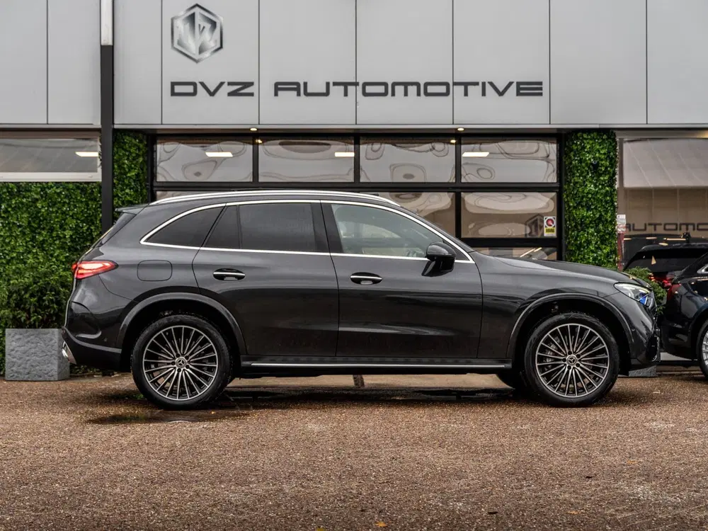 Mercedes-Benz GLC 300e 313PK 4MATIC AMG Line uit 2023, foto 5