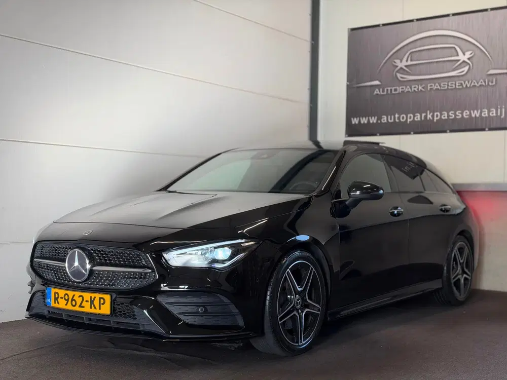 Mercedes-Benz CLA 200 AMG Pano uit 2022