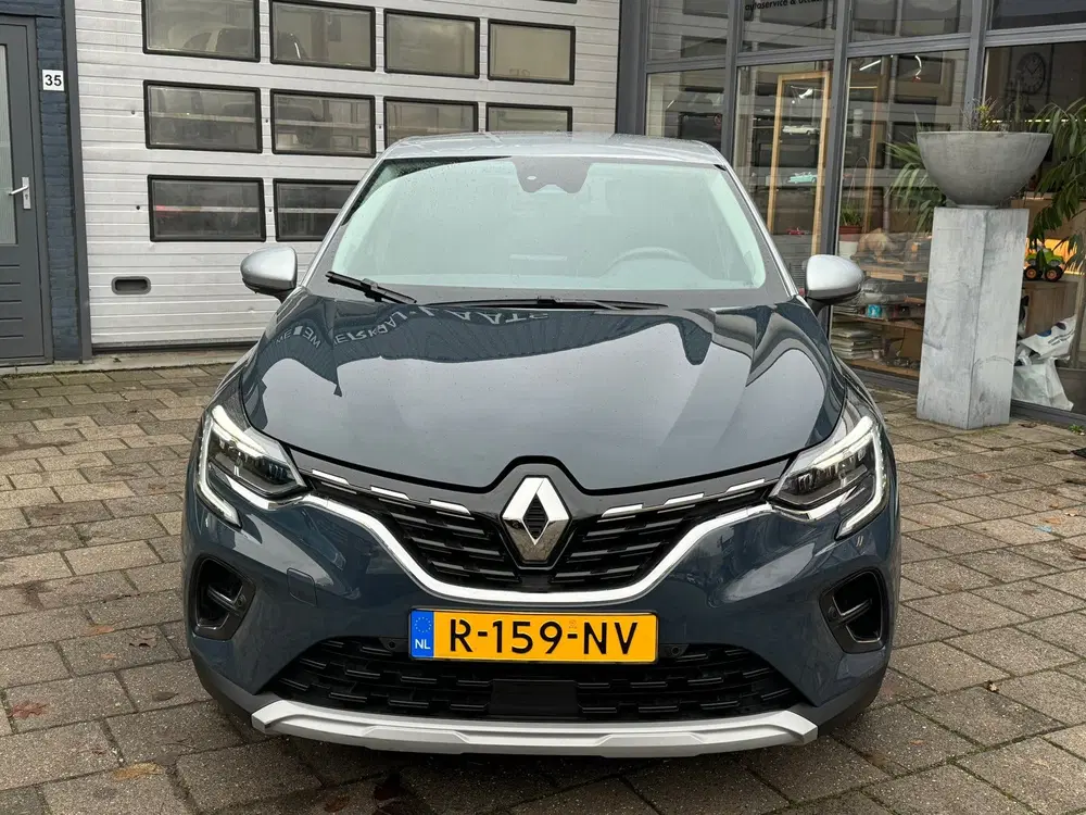 Renault Captur 1.6 E-Tech Plug-in Hybrid 160 Intens uit 2022, foto 2
