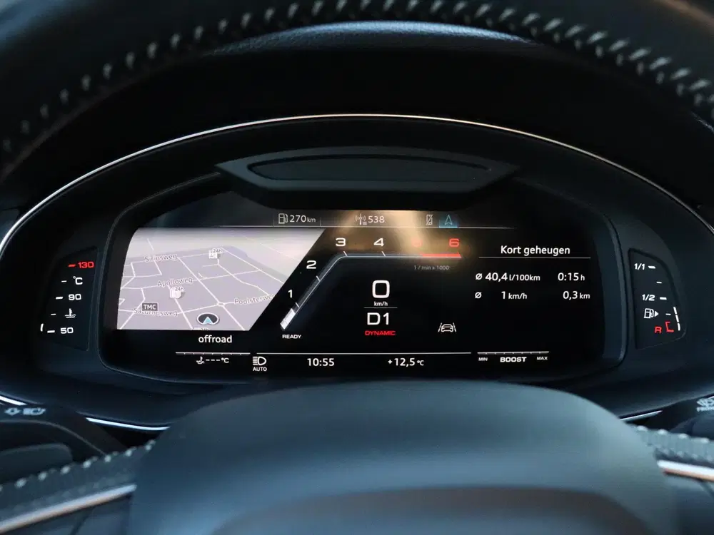 Audi SQ8 4.0 TDI SQ8 quattro uit 2020, foto 6