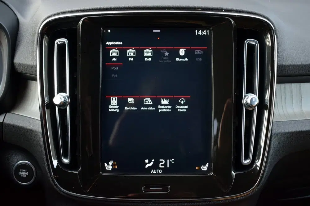 Volvo XC40 2.0 T4 190pk Automaat Inscription LED uit 2019, foto 11