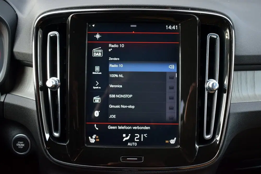 Volvo XC40 2.0 T4 190pk Automaat Inscription LED uit 2019, foto 14