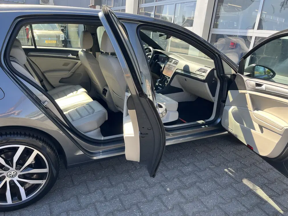 Volkswagen Golf 100% Elektrisch Airco Cruise controle Virt uit 2019, foto 7