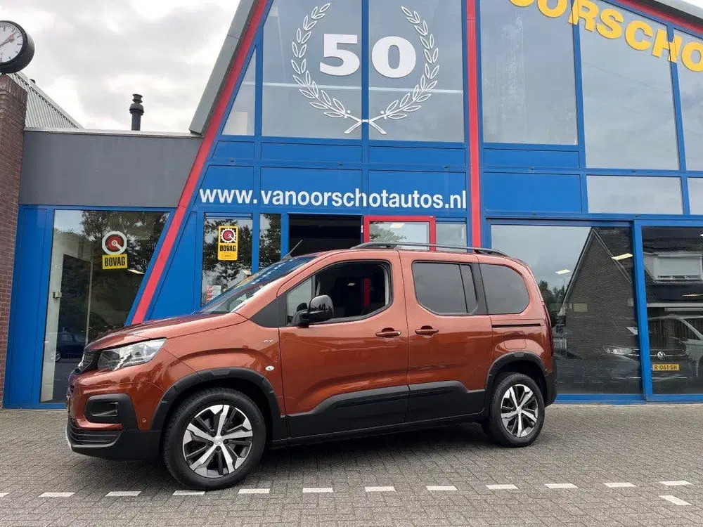 Peugeot Rifter 1.2 130pk Automaat GT Line Vol Opties bj20 uit 2021, foto 2