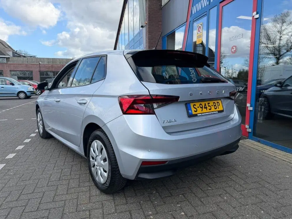 Skoda Fabia 1.0 TSi Automaat Navi Carplay Led Airco 20 uit 2023, foto 4